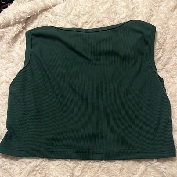 Top - Picture 2 of 2